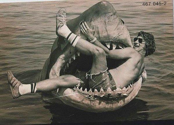 4. "Jaws" çocukken kabuslarımıza girdi, kabusumuzda yalnızca bir maketten korktuk.