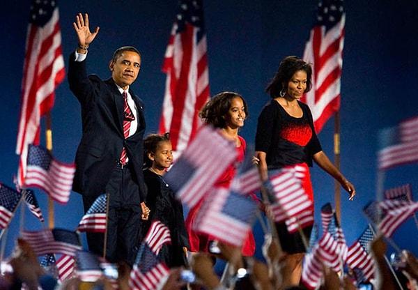 27. Amerika'nın ilk siyahi başkanı olan Barack Obama'nın seçimi kazandığı an. (2008)