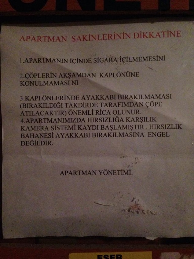 30. Ayakkabılardan nefret eden yönetici
