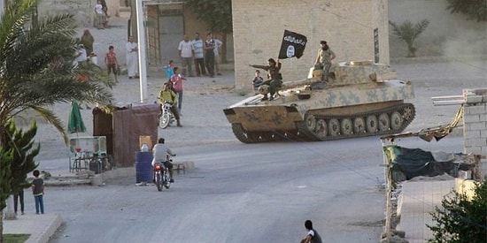 'IŞİD Kobani'de YPG Karargahını Ele Geçirdi' İddiası