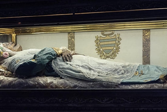 Yüzlerce Yıl Çürümeyi Reddeden 5 Mucizevi İnsan Bedeni