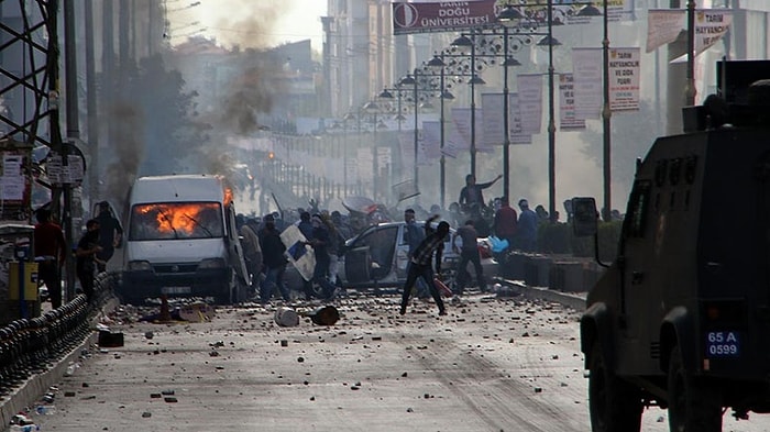 Van'daki Kobani Protestosunda 77 Tutuklama