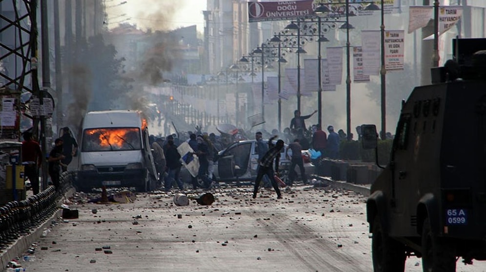 Van'daki Kobani Protestosunda 77 Tutuklama