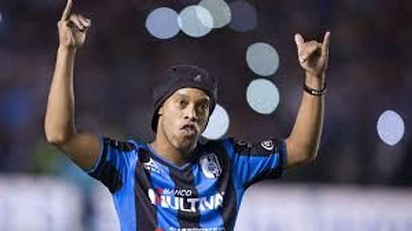 18. Ronaldinho