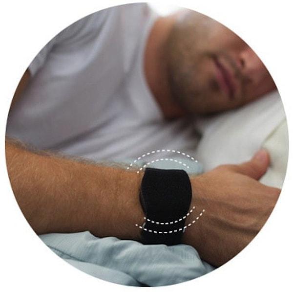 4. Eğer yanınızda uyandırmamanız gereken birisi yatıyorsa, sessizce titreşen kol alarmlarından kullanın.