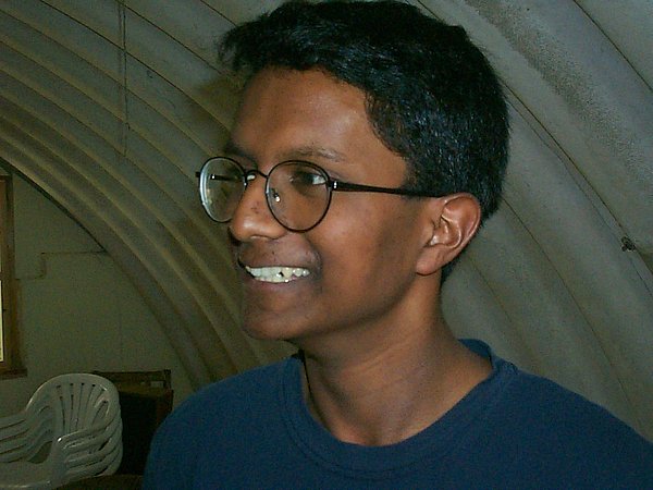 2. Dünyanın en genç üniversite öğrencisi 11.5 yaşındaki Ganesh Sittampalam'dır.