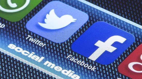 İngiltere İnternet 'Trollerini' Hapse Atacak