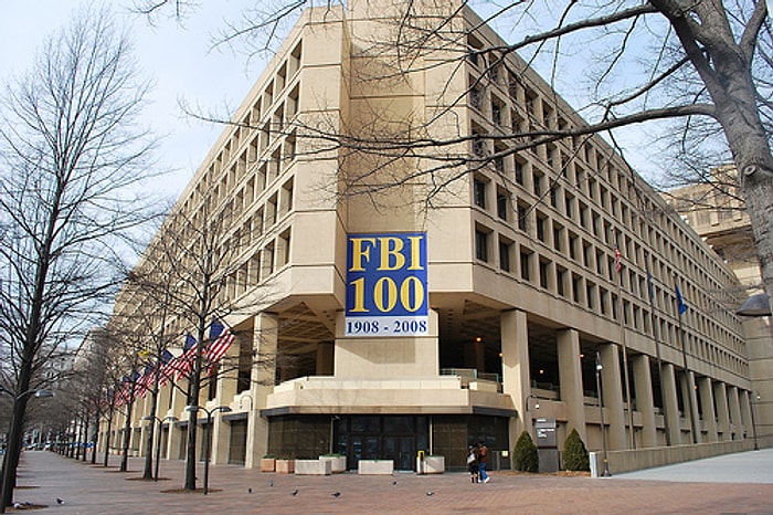 FBI Şifrelenmiş Telefonlarımıza da Ulaşmak İstiyor!