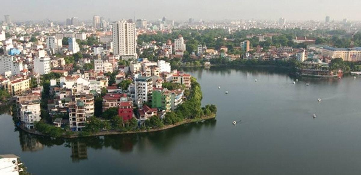 Ханой прогноз. Вьетнам столица Ханой. Ханой панорама. Река Сайгон Вьетнам. Ханой Вьетнам набережная.