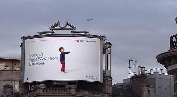 7. İngiliz Hava Yolları'nın hangi uçağın geçtiğini algılayan billboardu