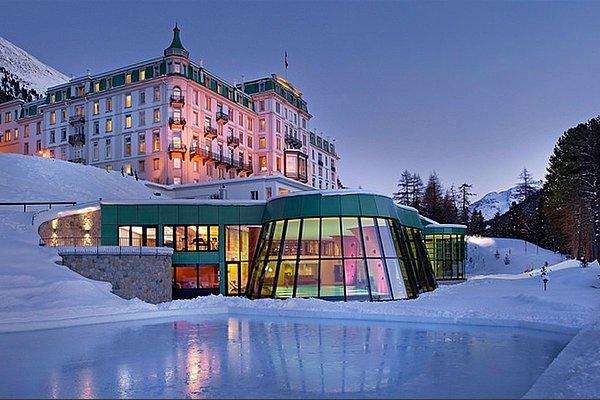 12. The Grand Hotel Kronenhof- İsviçre