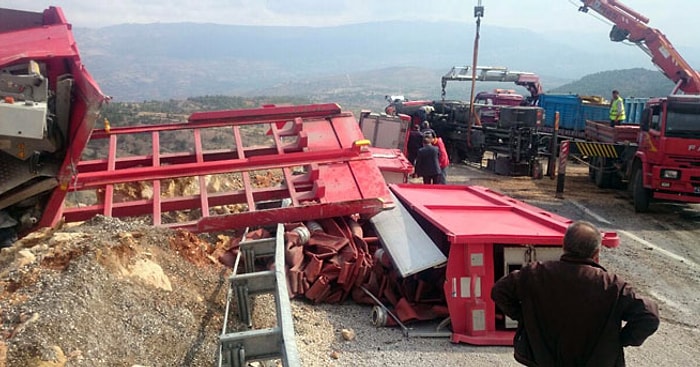 Maden Ocağına Su Tahliyesi İçin Giden 'Ahtapot' Kaza Yaptı