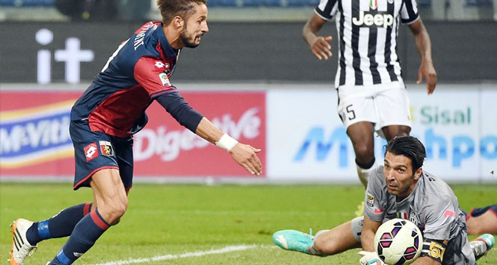 Buffon, Juventus Tarihine Geçti