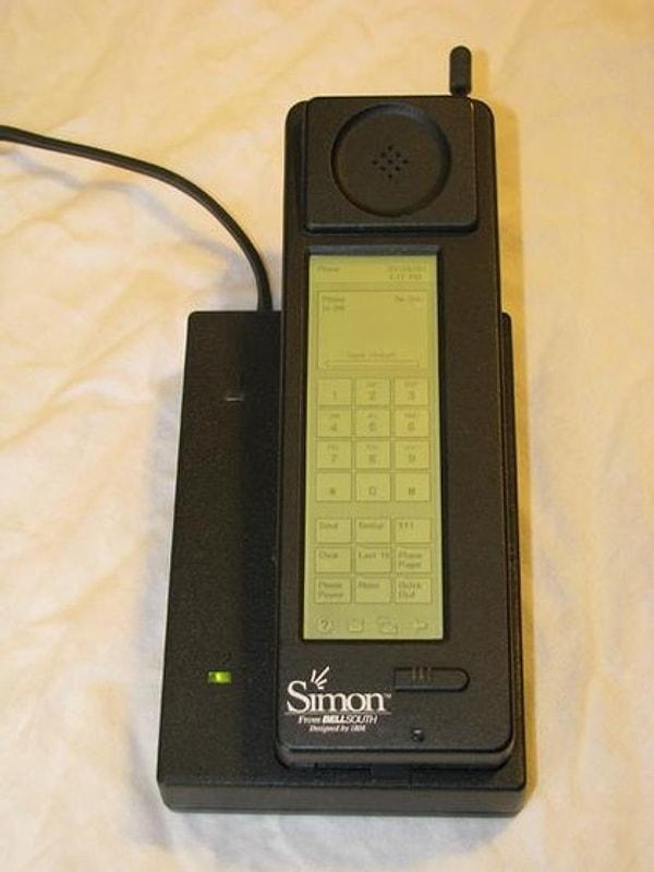 3. 1993 BellSouth/IBM Simon Personal Communicator