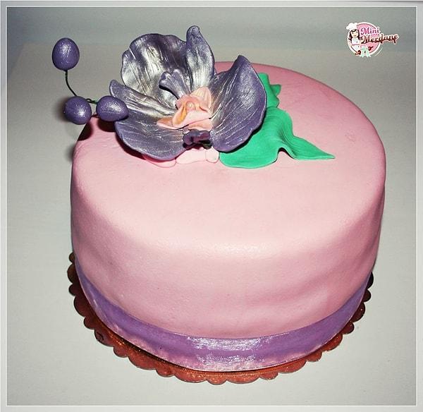 2. Orkideli doğum günü pastası...