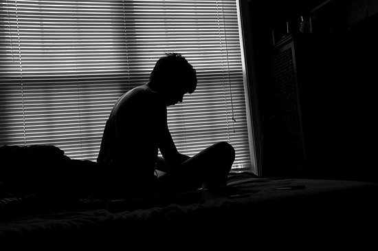 Sevgiliden Ayrıldıktan Sonraki İlk Gece Yaşamanız Muhtemel 17 Şey