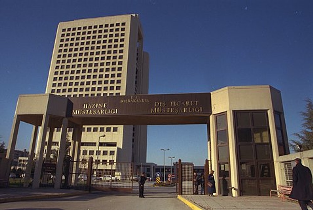 Hazine'de 3 Daire Başkanı Görevden Alındı