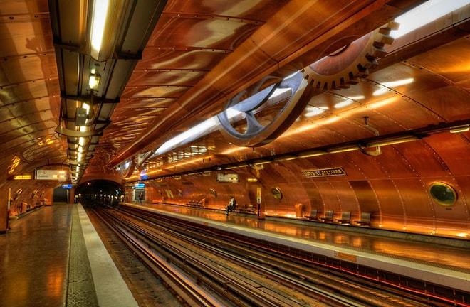 Dünyanın Dört Bir Yanından 24 Büyüleyici Metro İstasyonu