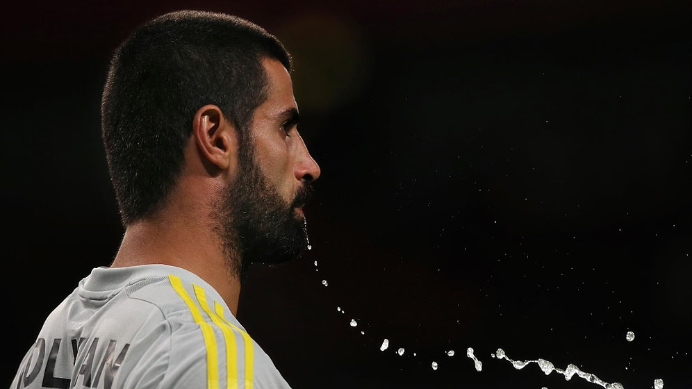 Fenerbahçe'ye İki Kötü Haber Birden