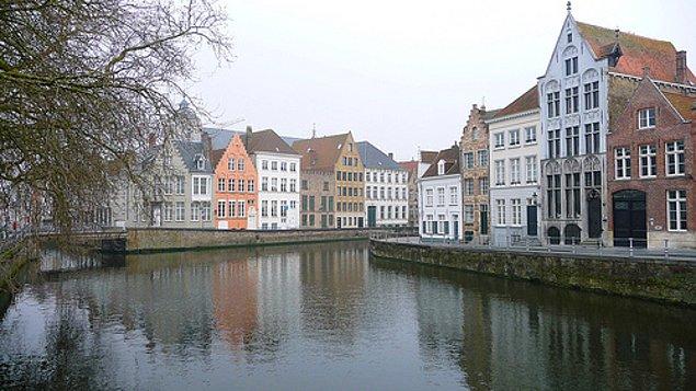 10. Bruges, Belçika