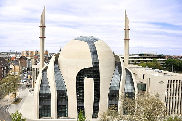 17. Diyanet İşleri Türk İslam Birliği Camii - Almanya