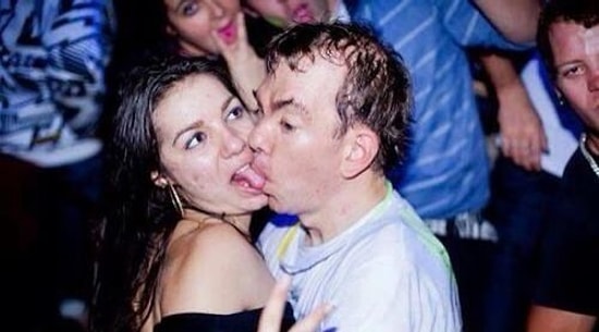 RTÜK'ü Delirtmesi Muhtemel 16 Fantastik Öpüşme