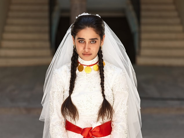 39. Hayat Devam Ediyor - Hayat