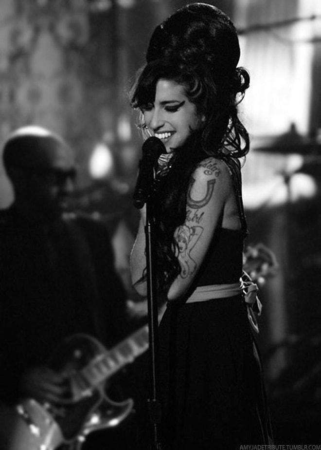 Güzel Yürekli Kadın: 16 Fotoğraf ile Amy Winehouse ve Kısa Süren Yaşamı