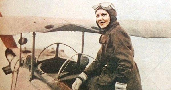 3. Sabiha Gökçen - İlk savaş pilotu