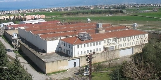 İskenderun Cezaevi'nde Kobani Eylemlerinde Tutuklanan Çocuklara İşkence