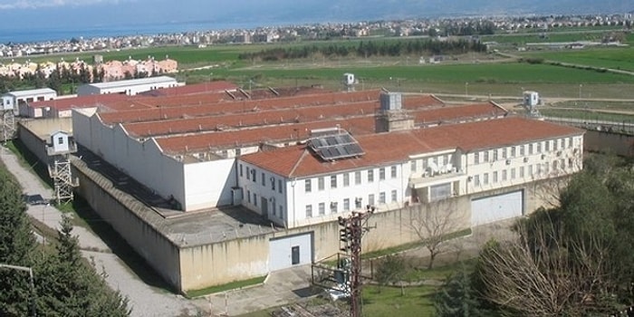 İskenderun Cezaevi'nde Kobani Eylemlerinde Tutuklanan Çocuklara İşkence