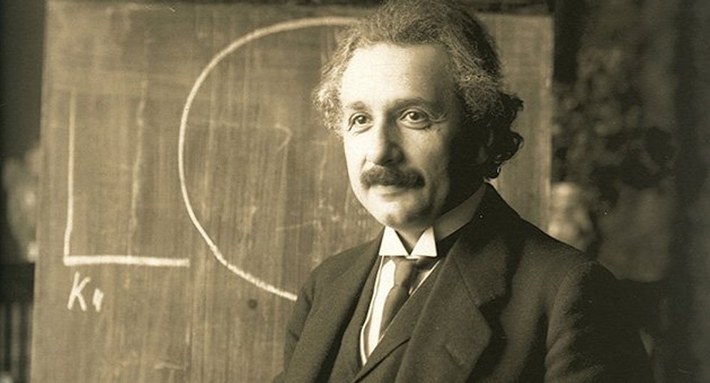 Einstein'ın Çalışmaları İnternette