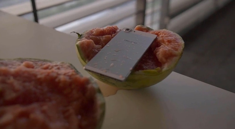 Gözünüzü Kırpmadan Her Türlü İşinizde Kullanabileceğiniz Akıllı Telefon