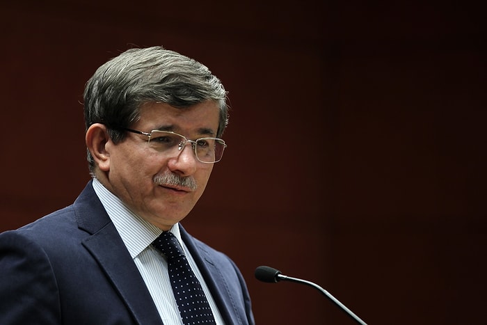 Davutoğlu Paris'te Destek Yürüyüşüne Katılacak