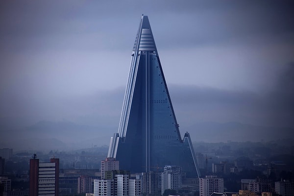 7. Отель Ryugyong