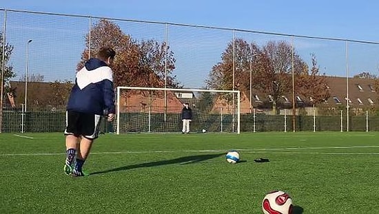 Dünyanın En İyi Frikik Atan Amatör Şişmanı