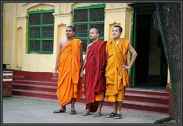 4. Ardından Budizm geldi, tiril tiril giyinmenin vücutta yarattığı olumlu etkilerden nasibini aldı Tuğçe.