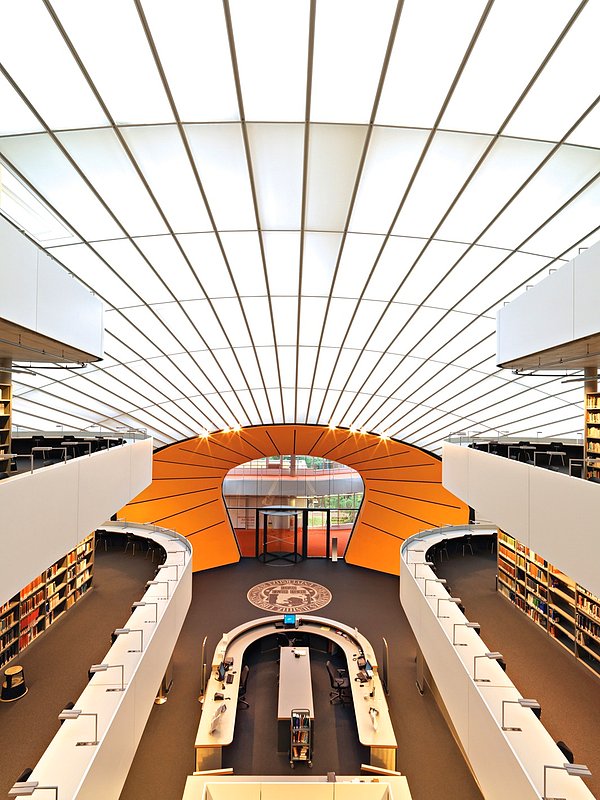8. Berlin Üniversitesi Filoloji Kütüphanesi
