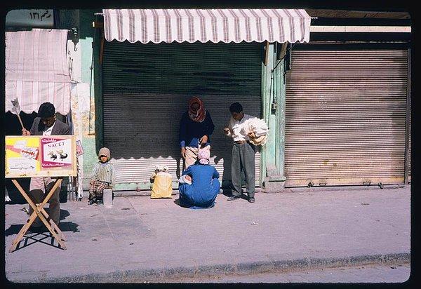 3. Şimdi geriye Şam'daki insanların günlük yaşamını gösteren bu fotoğraflar kaldı.