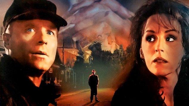 22. Lanetli Hediyeler (1993) | IMDb: 6.2