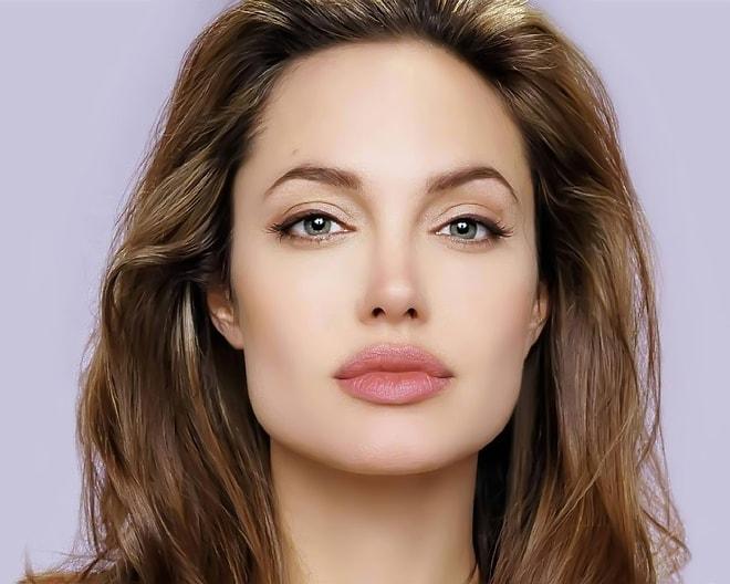 Angelina Jolie'nin Eşsiz Güzelliğinin 18 Fotoğrafla Kanıtı