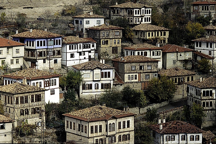 9 Madde İle İşçi Şehri: Karabük