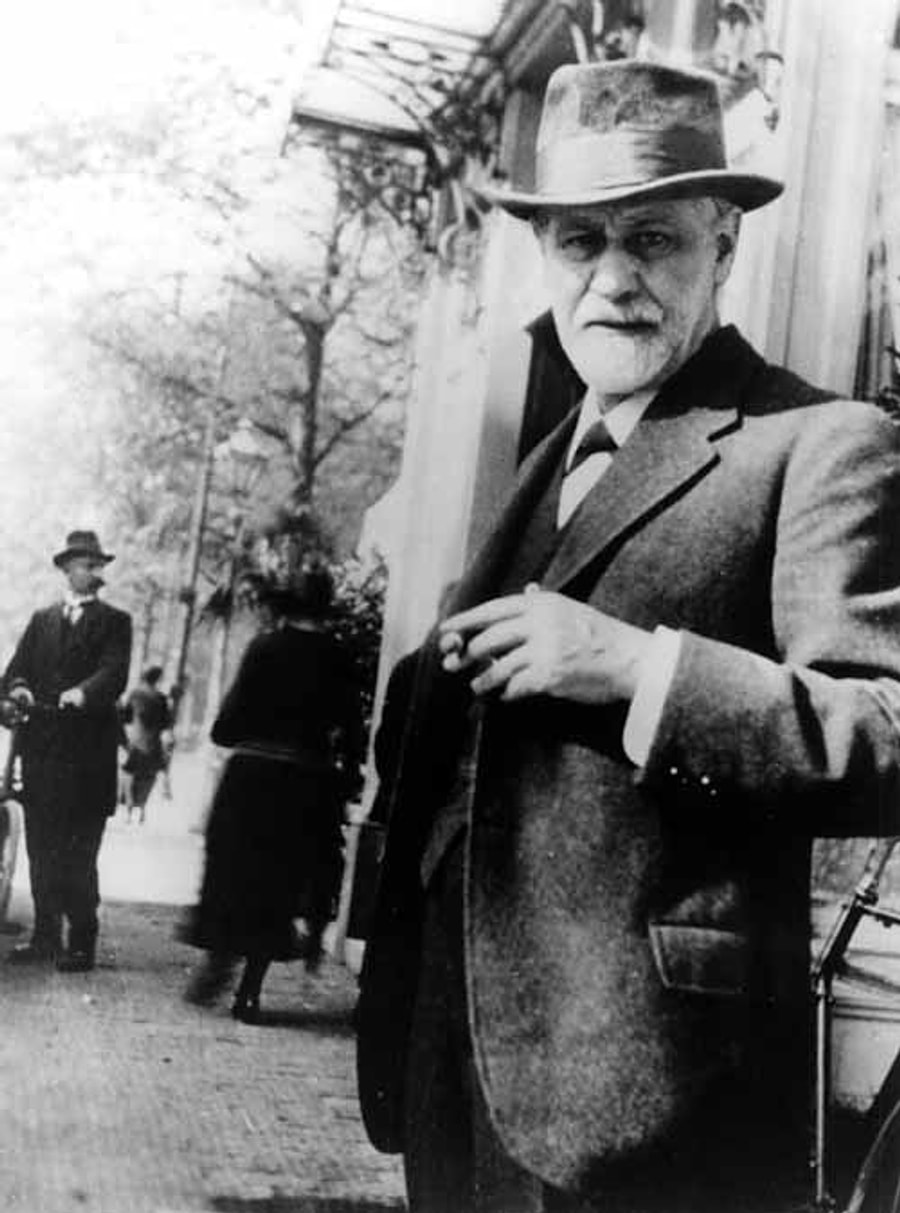 Sigmund Freud'un Hayat Hakkında Söylediği 10 Acı Gerçek