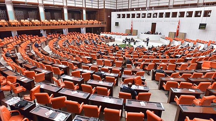 Milletvekili Adayı Olacaklar 10 Şubat'a Kadar Görevlerinden Ayrılacak