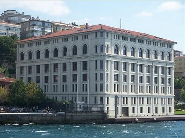 15. Şark (Nemlizade) Tütün Deposu