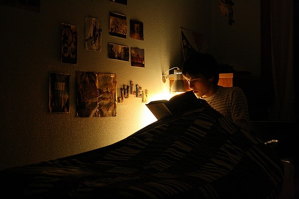 4. Люди со средним уровнем интеллекта соответствуют нормам сна, которые установлены обществом. А умные люди создают свой режим сна