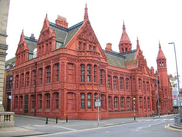10. Birmingham Victoria Courthouse