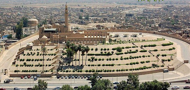 5. Yunus’un Türbesi (Irak)