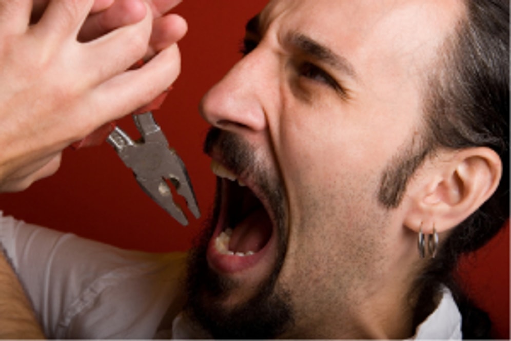 İnsana Kendini Yumruklama İsteği Veren En Lanet 11 Fiziksel Ağrı Sızı