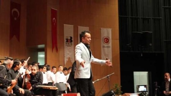 Ses Sanatçısı Evinde Ölü Bulundu